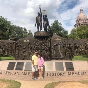 Meet your Posher, Luis